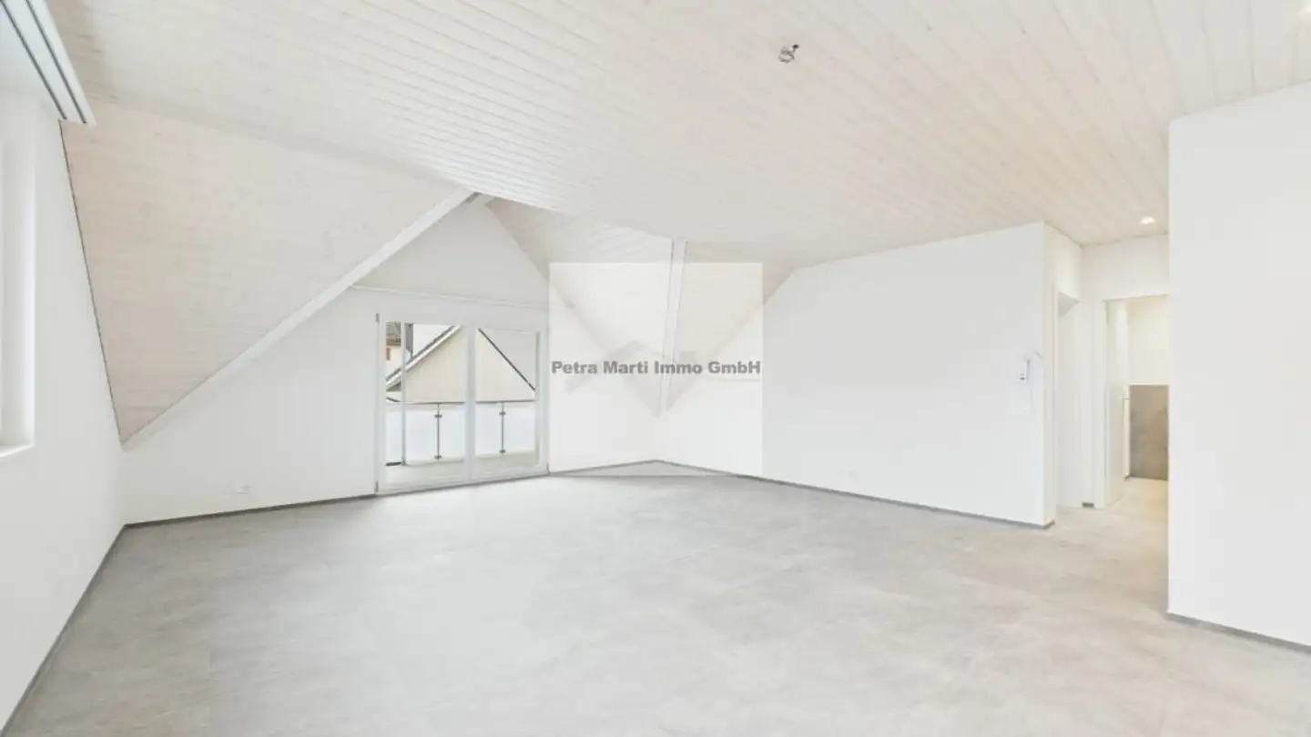 Dachgeschosswohnung mieten - Balmbergstrasse 2, 4524 Günsberg - Foto 3