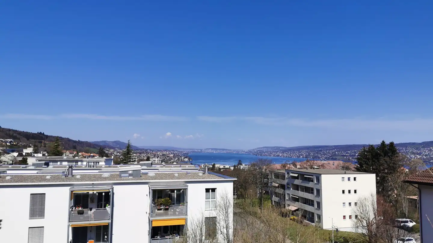 Appartement à louer - Gstaldenstrasse 12a, 8810 Horgen