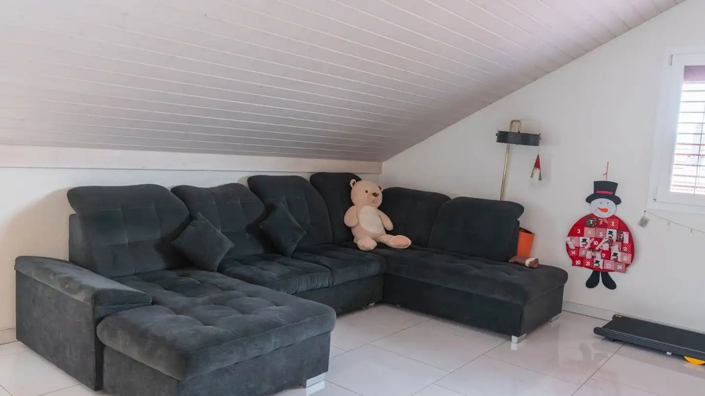 Dachgeschosswohnung mieten - Aebimatte, 3432 Lützelflüh-Goldbach - Foto 2
