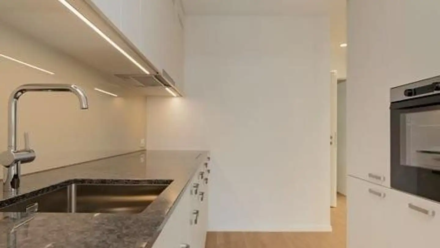 Appartement à louer - Rue De Flore / Florastrasse 18, 2502 Biel/Bienne - Photo 3