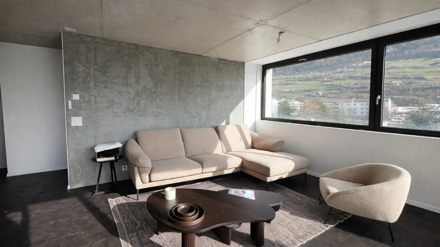 Wohnung mieten - Route de Chippis, 1950 Sion - Foto 2