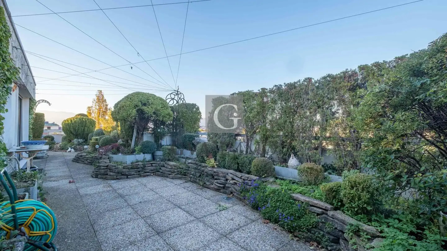 Attique à vendre - 1206 Genève
