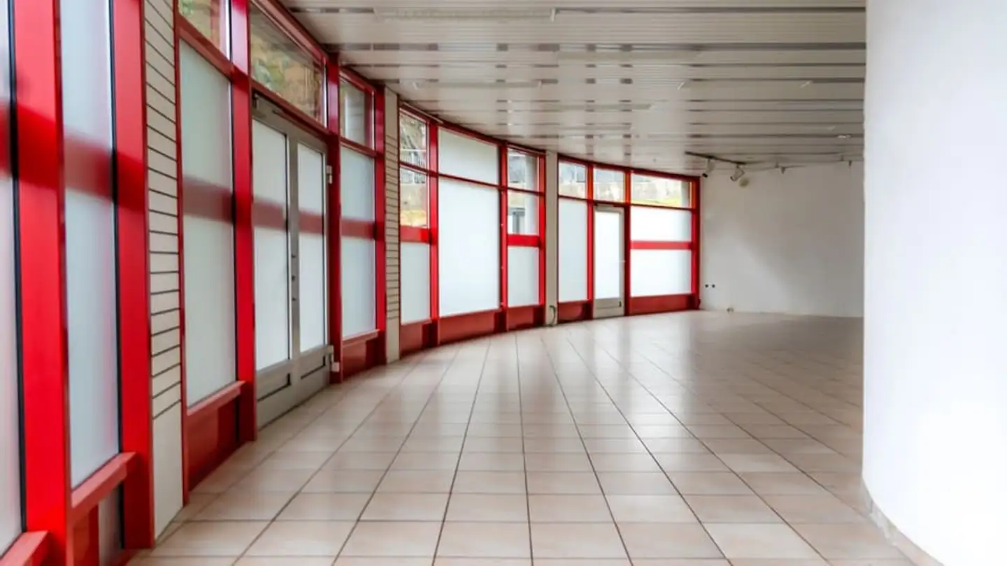 Commerciale in affitto - Furkastrasse 46, 3984 Fiesch - Photo 3