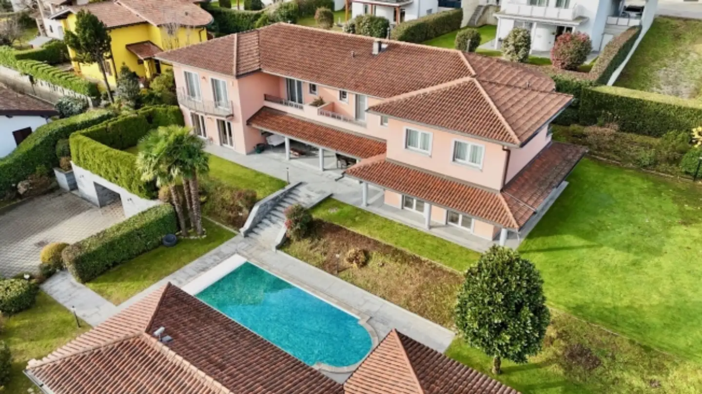 Villa for sale - 6928 Manno