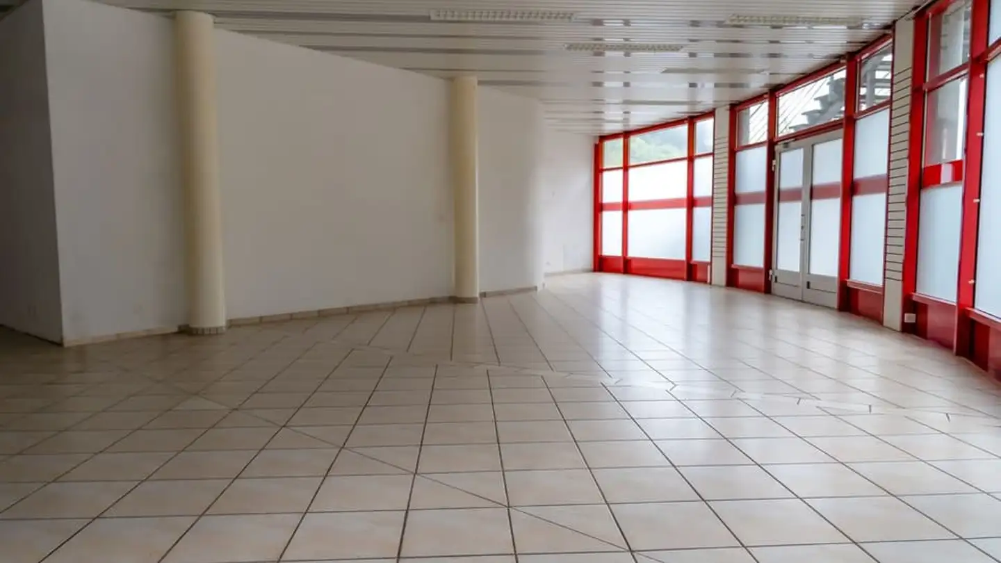 Commerciale in affitto - Furkastrasse 46, 3984 Fiesch - Photo 4