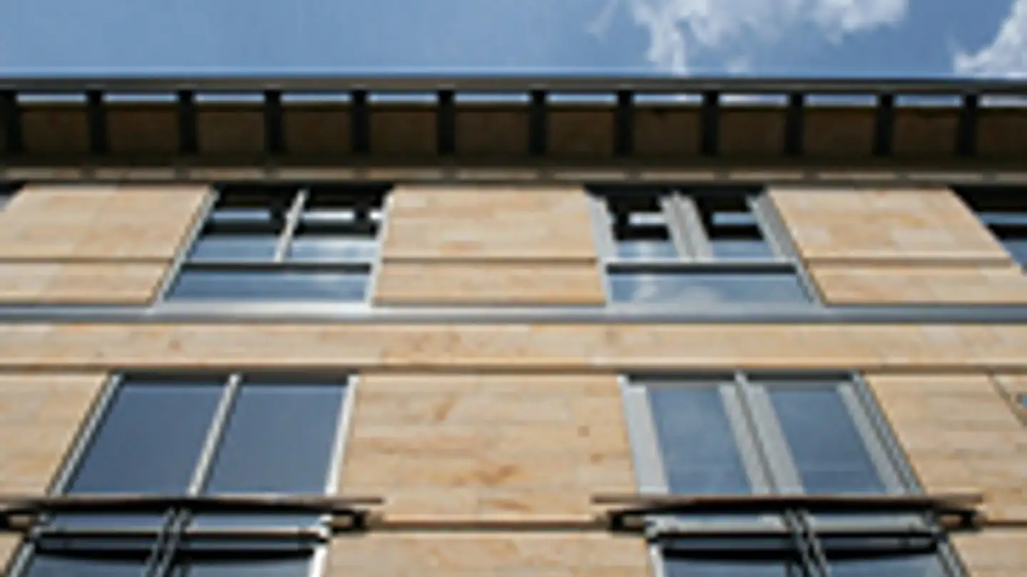 Mixed-use building for sale - 1201 Genève
