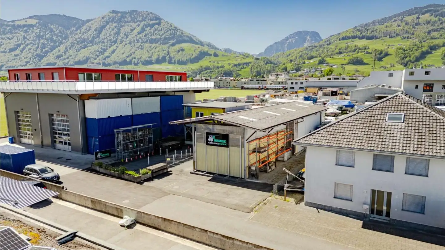 Commercial à vendre - 8855 Wangen SZ - Photo 3