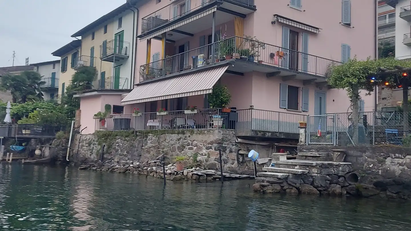 Apartment for rent - Lungolago Pietro Roncaioli 40, 6827 Brusino Arsizio