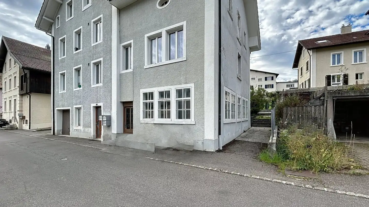 Mixed-use building for sale - 2720 Tramelan