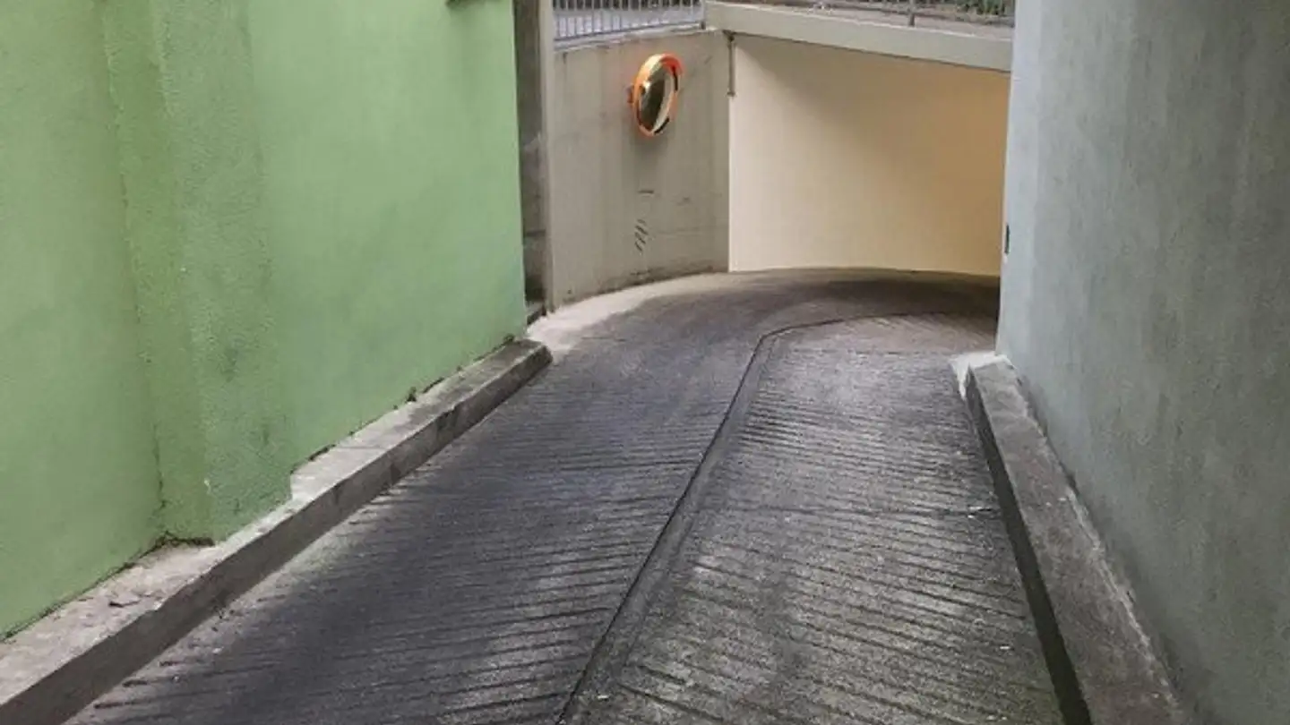 Single garage for rent - Wülflingerstrasse 61, 8400 Winterthur - Photo 2