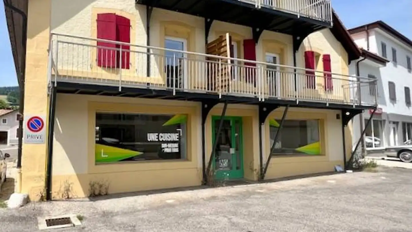 Immeuble résidentiel à vendre - Le Crêt-de-l'Eau 13, 2108 Couvet - Photo 2