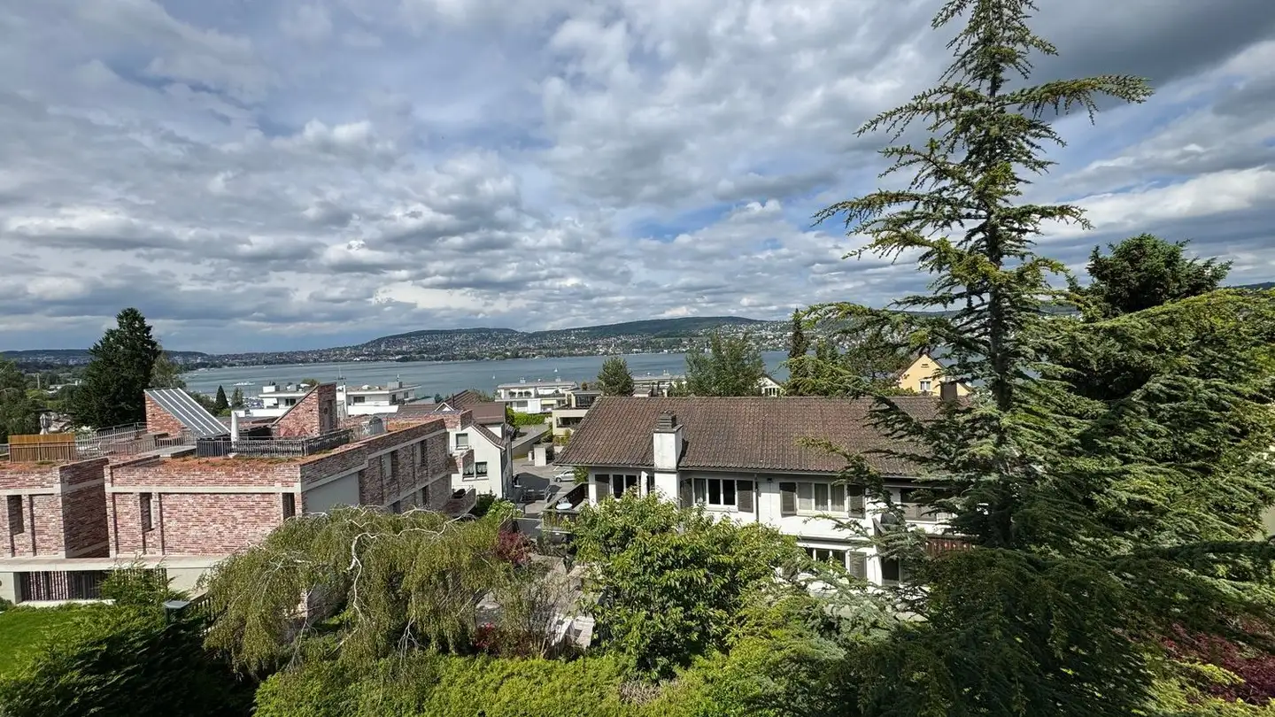 Appartement à louer - Hornhaldenstrasse 40a, 8802 Kilchberg ZH