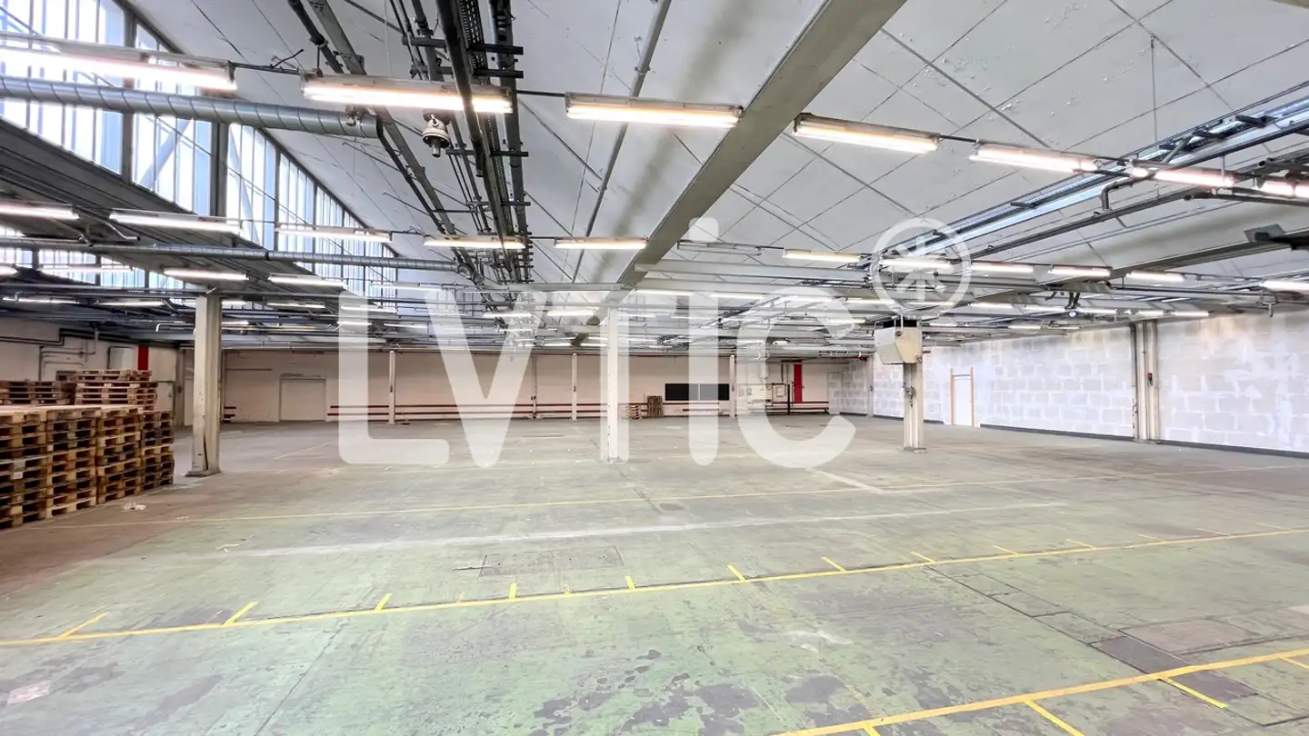 Storage space for rent - 1023 Crissier