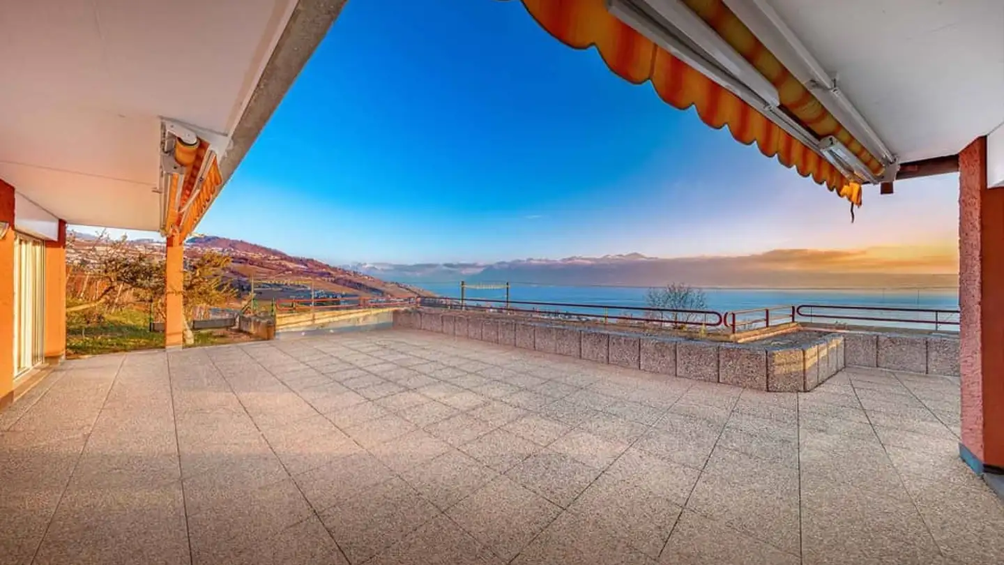 Apartment for sale - 1093 La Conversion