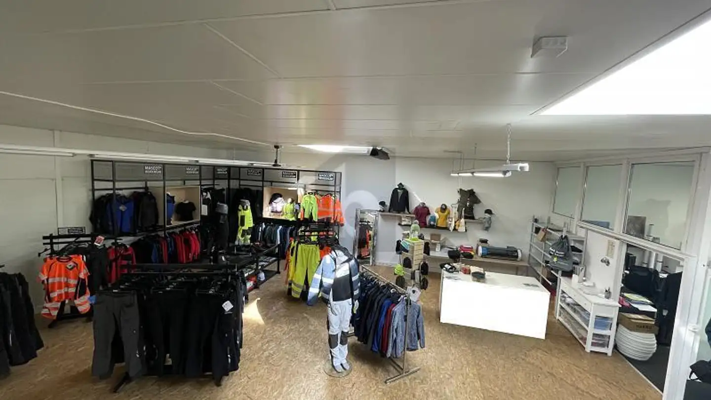 Office space for rent - 8852 Altendorf - Photo 4