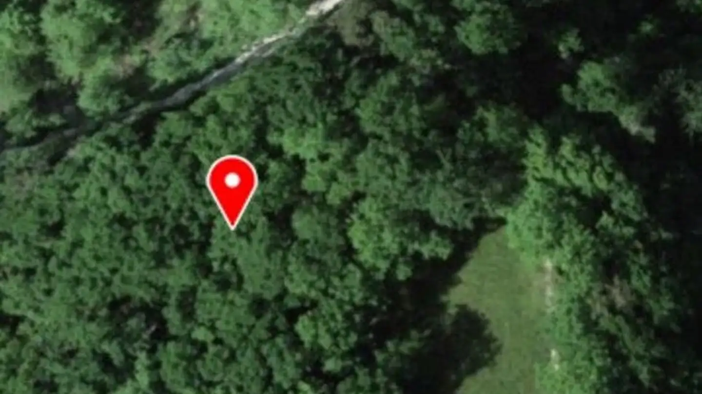 Constructible plot for sale - 1474 Châbles FR