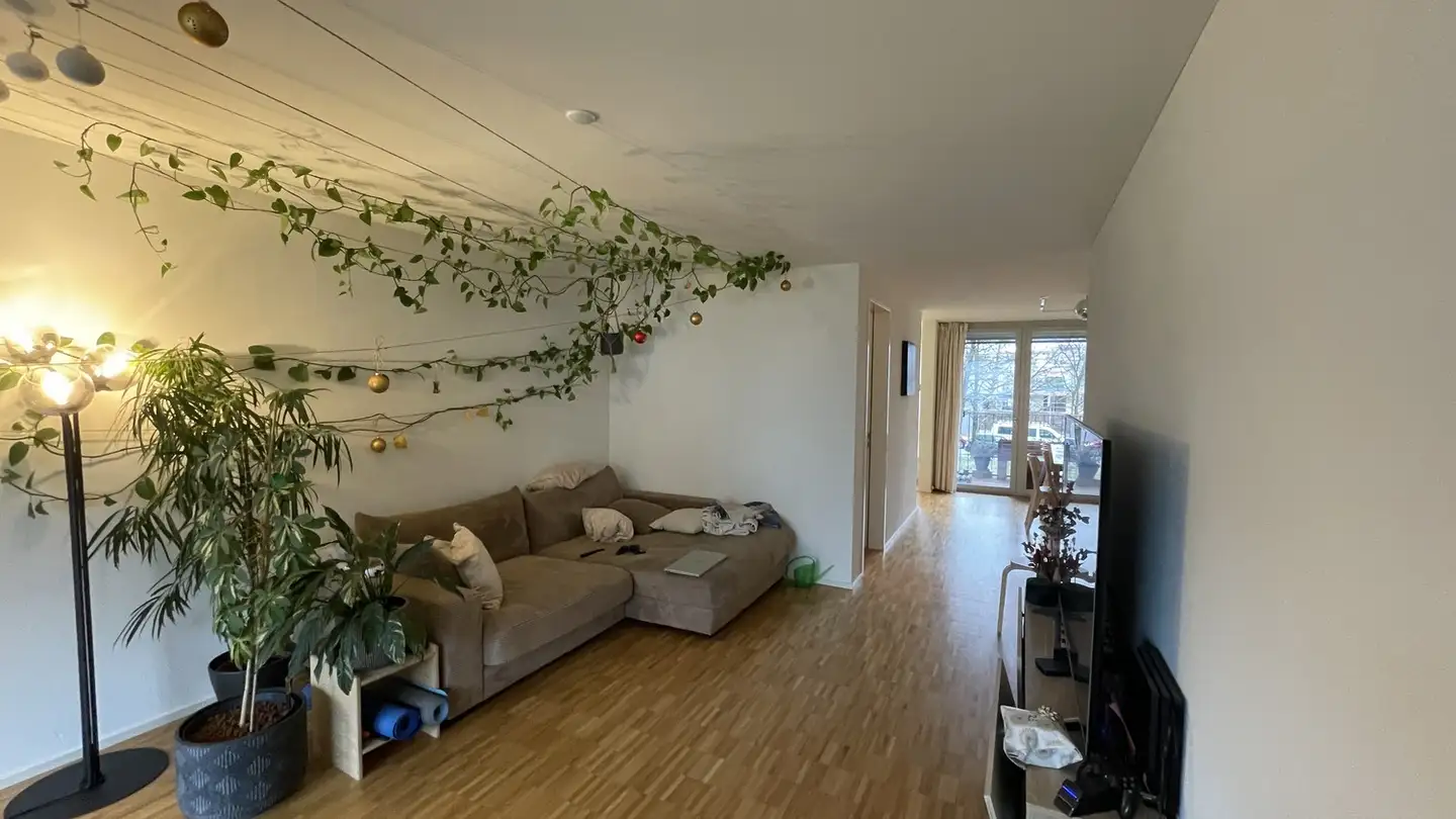 Furnished apartment for rent - Schaffhauserstrasse 593, 8052 Zürich - Photo 3