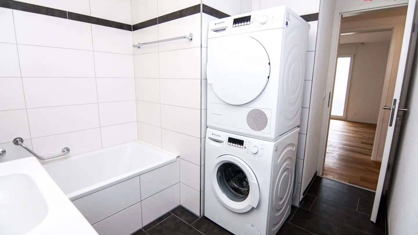 Wohnung mieten - Hauptstrasse 42, 2577 Finsterhennen - Foto 3