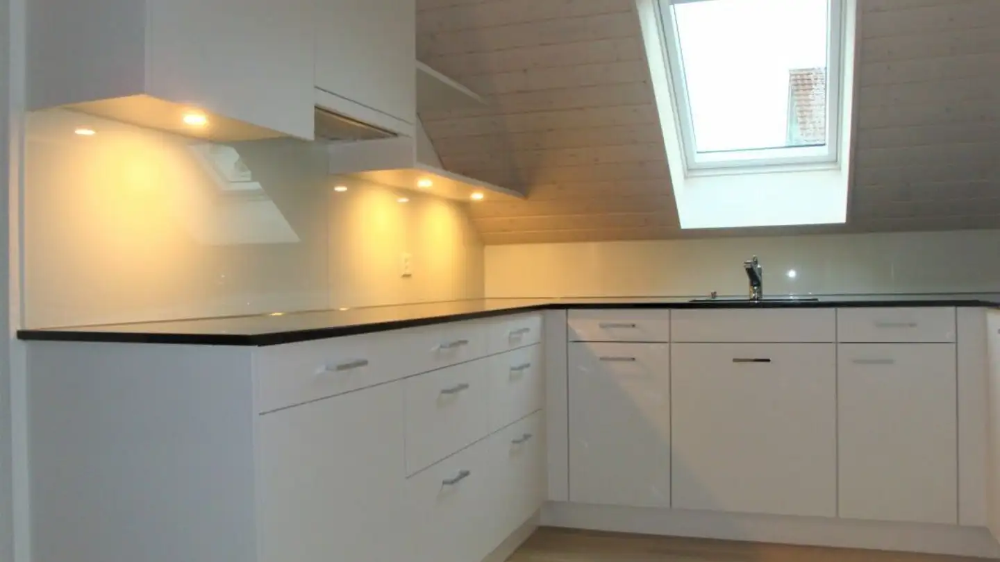 Attic flat for rent - Grundstrasse 11, 9502 Braunau - Photo 2