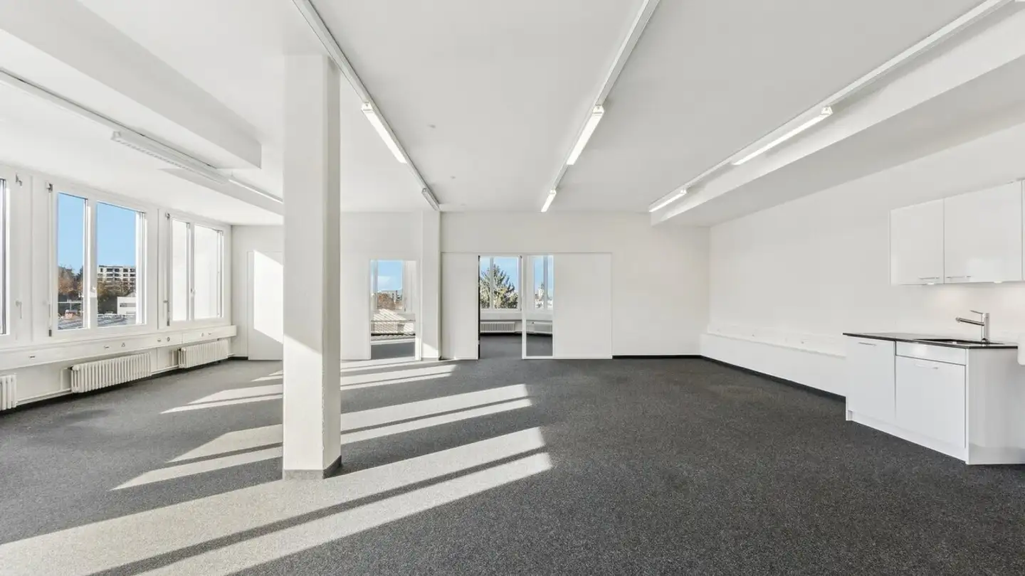 Office space for rent - Industriestrasse 30, 8302 Kloten