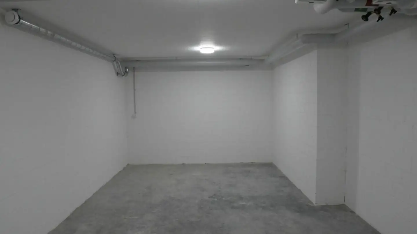 Storage space for sale - Bahnhofstrasse, 7247 Saas im Prättigau