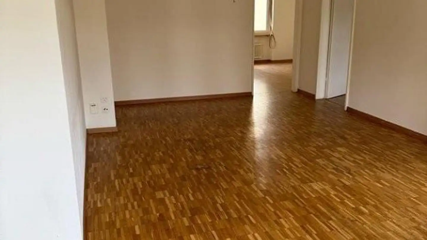 Apartment for rent - Adlibogenstrasse 33, 8155 Niederhasli - Photo 3