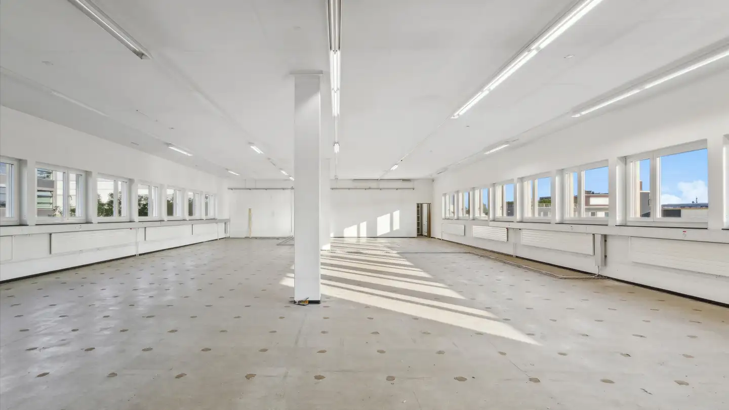 Bürofläche mieten - Tämperlistrasse 2, 8117 Fällanden - Foto 4