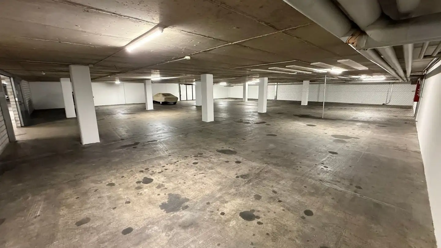 Tiefgaragenstellplatz mieten - Brandbachstrasse 7, 8305 Dietlikon