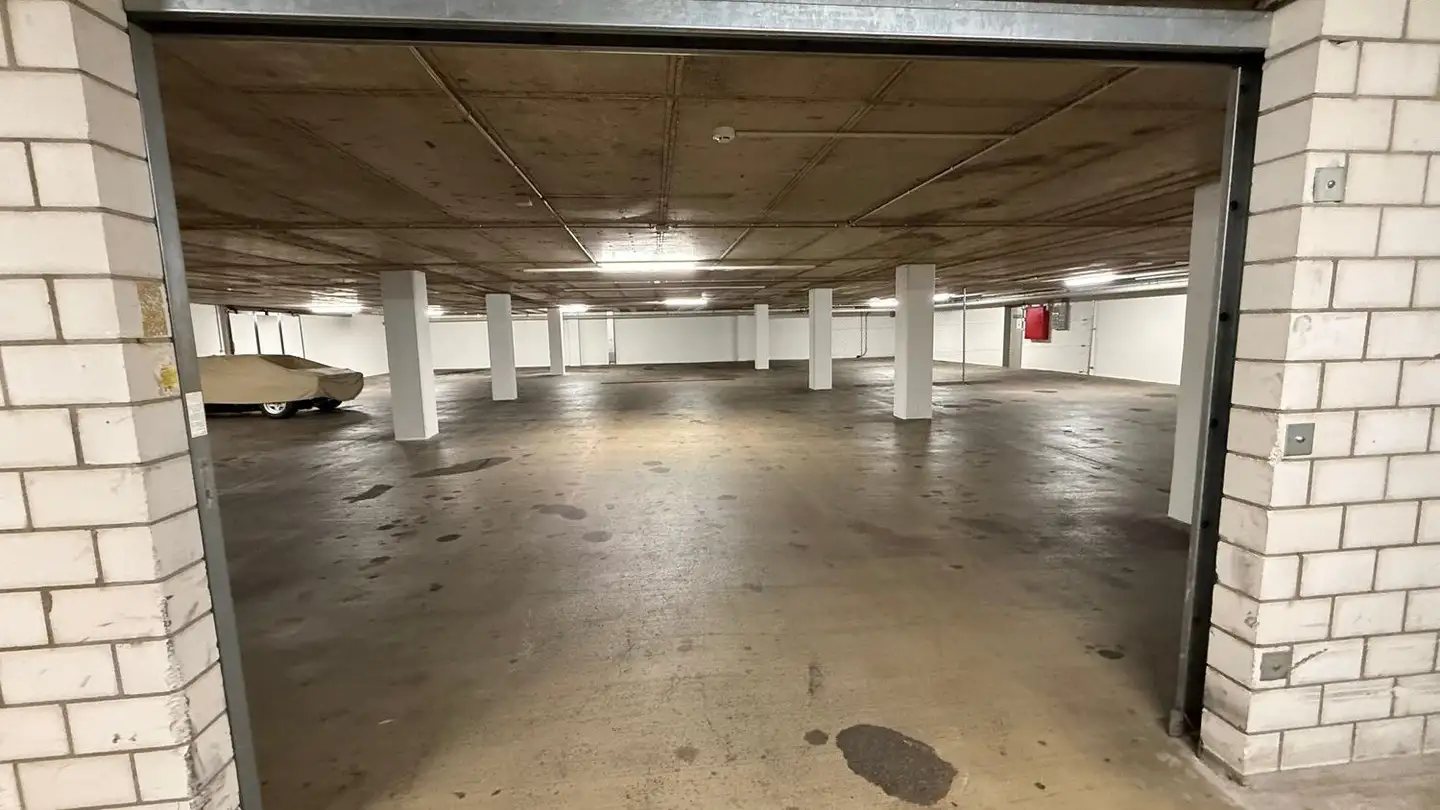 Tiefgaragenstellplatz mieten - Brandbachstrasse 7, 8305 Dietlikon - Foto 2