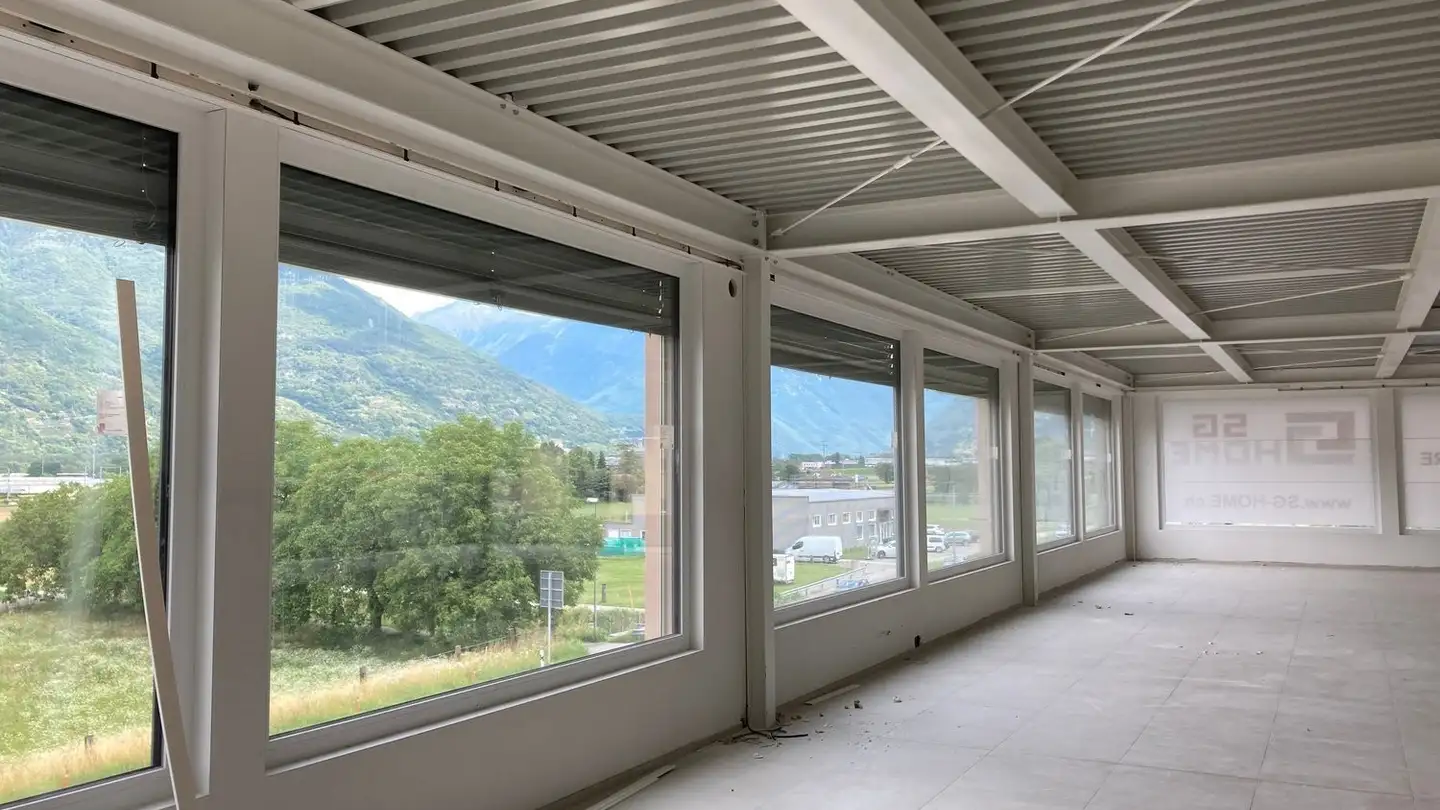 Spazio ufficio in affitto - Via Monda 2, 6592 S. Antonino - Photo 3