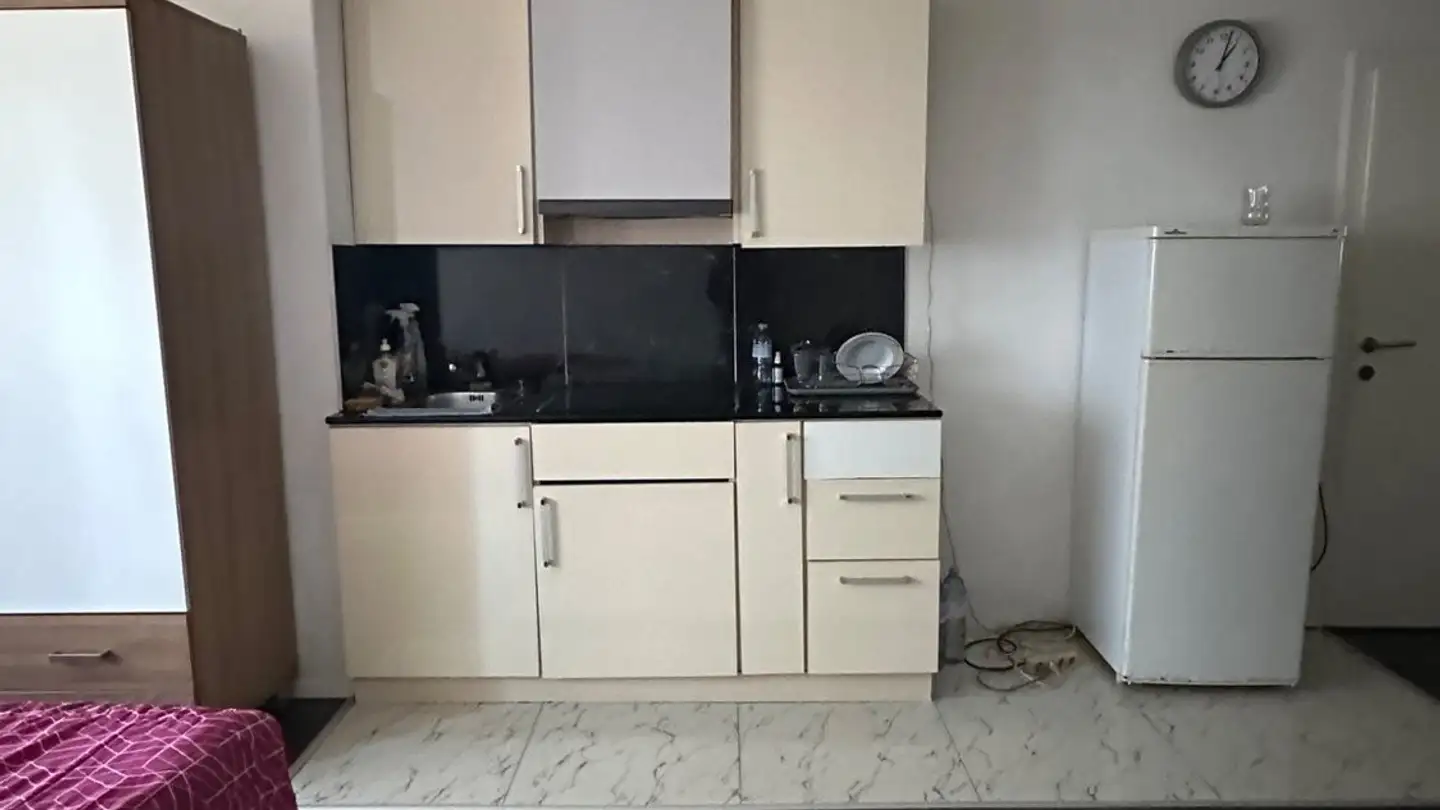 Chambre à louer - 8706 Meilen