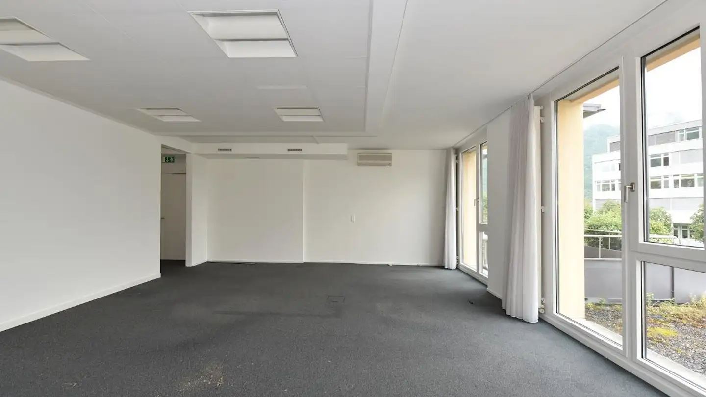 Spazio ufficio in affitto - Robert-Durrer-Strasse 2, 6370 Stans