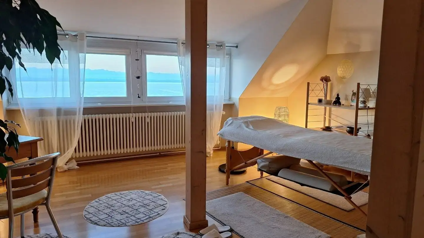 Zimmer mieten - Rue Des Poudrières 91, 2000 Neuchâtel - Foto 3