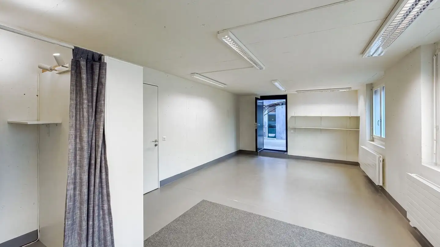 Commerciale in affitto - Gotthardweg 3, 8610 Uster - Foto 2