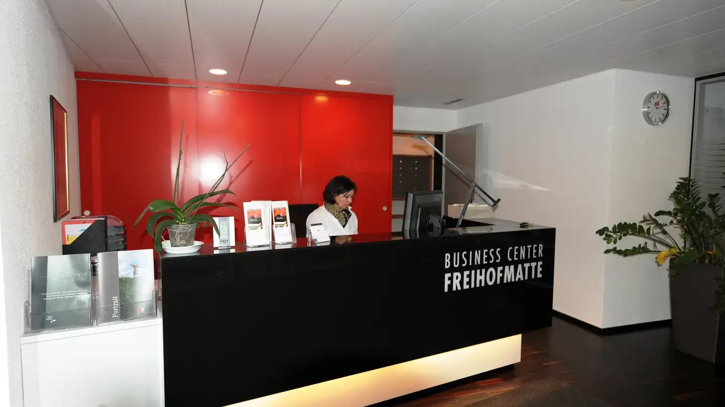 Bureau à louer - Etzelblickstrasse 1, 8834 Schindellegi - Photo 2