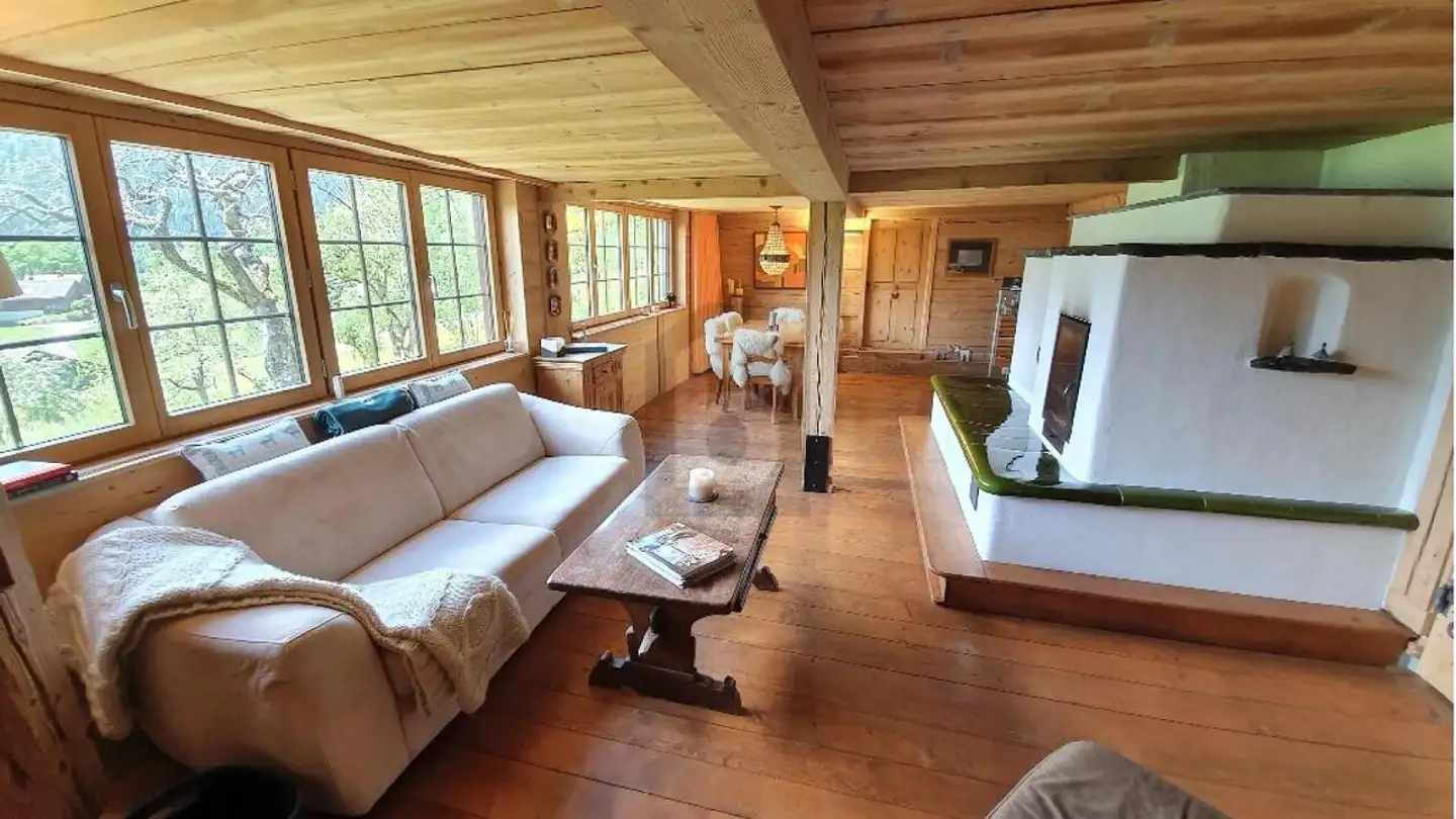 Row house for sale - 3823 Wengen - Photo 3