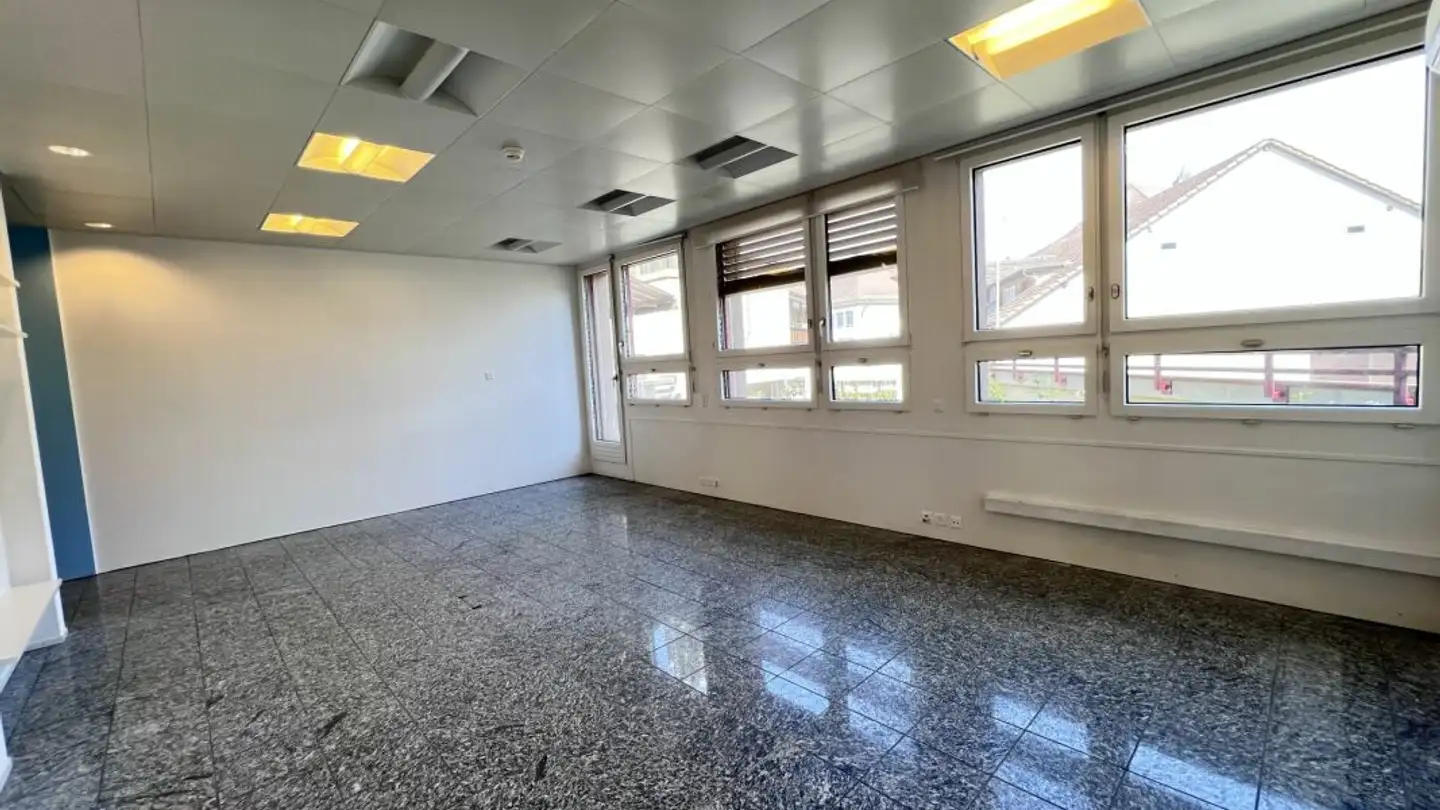 Immeuble mixte à vendre - Bahnhofstrasse 5, 4950 Huttwil