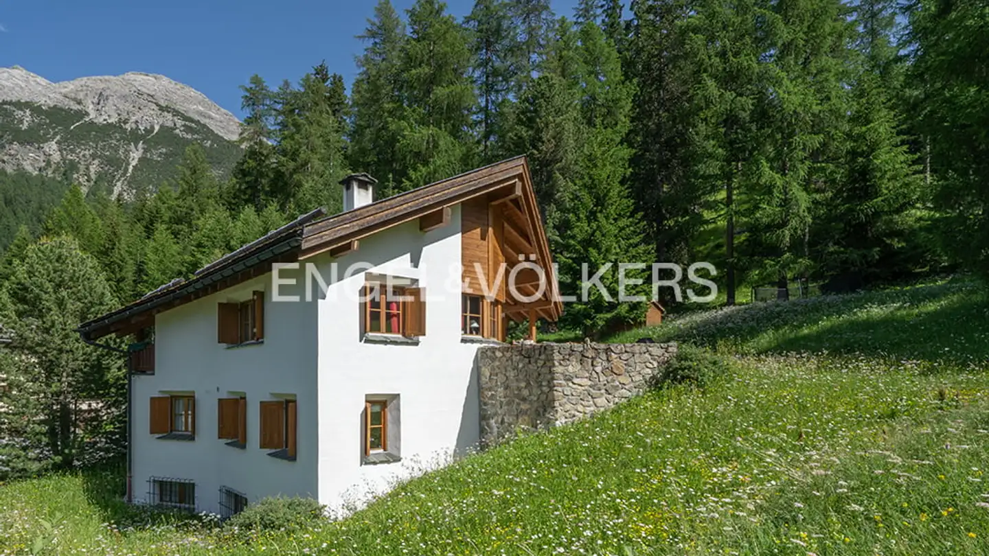 Single house for sale - 7522 La Punt-Chamues-ch