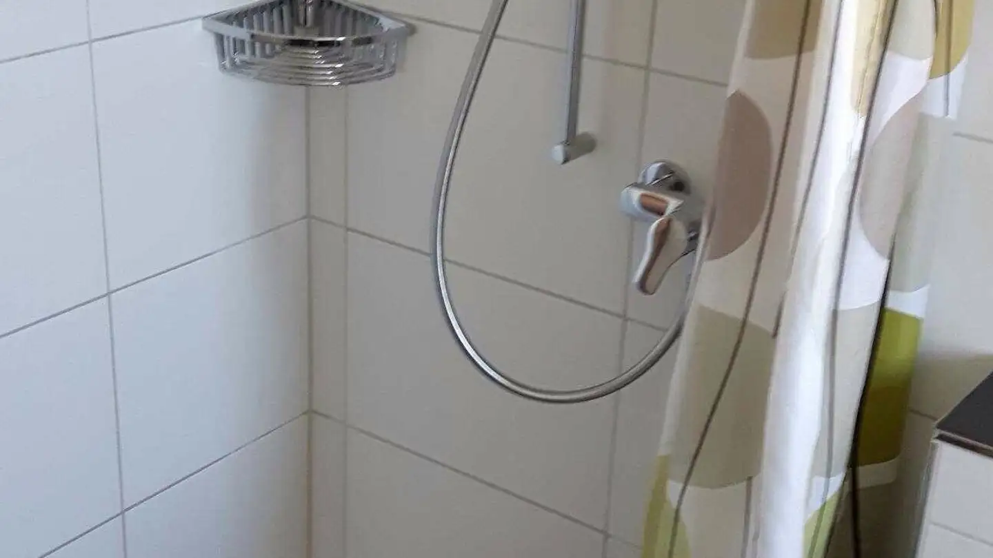 Attic flat for rent - Murtenstrasse 28, 3210 Kerzers - Photo 3