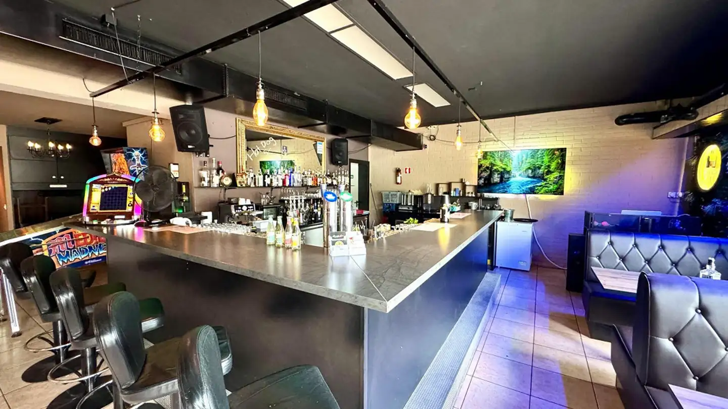 Bar for rent - Konsumweg 4, 5734 Reinach AG - Photo 2