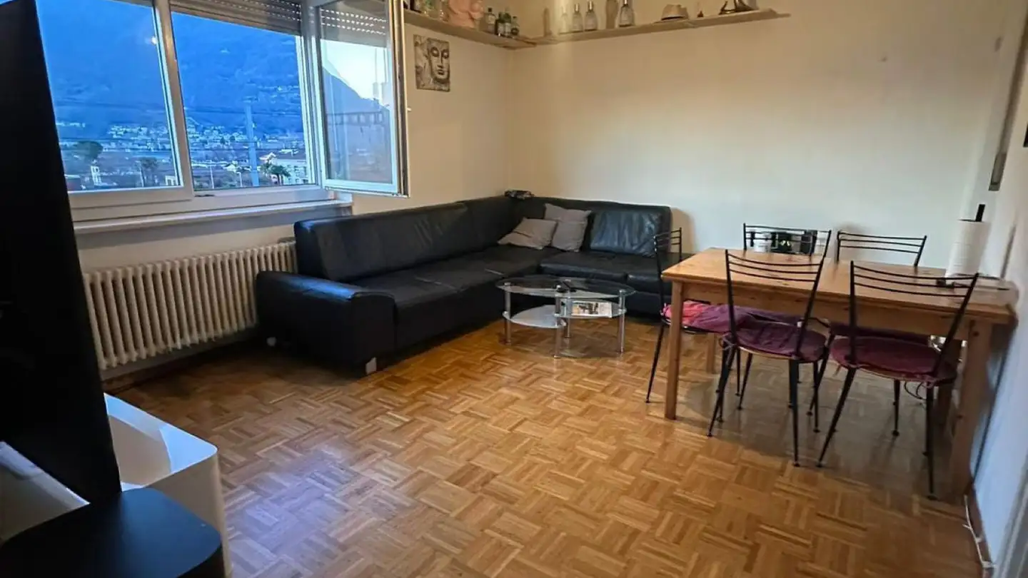 Apartment for rent - Via Del Tiglio 13, 6512 Giubiasco - Photo 2