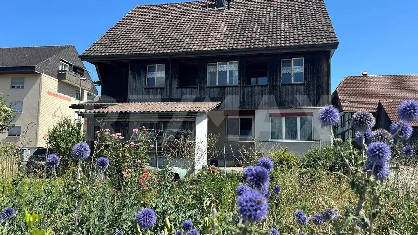 Mehrfamilienhaus kaufen - Grenchenstrasse 4, 3296 Arch