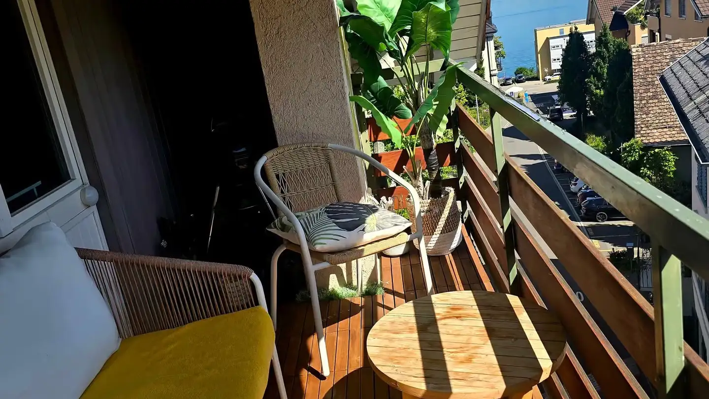 Dachgeschosswohnung mieten - Neudorfstrasse 28, 8810 Horgen