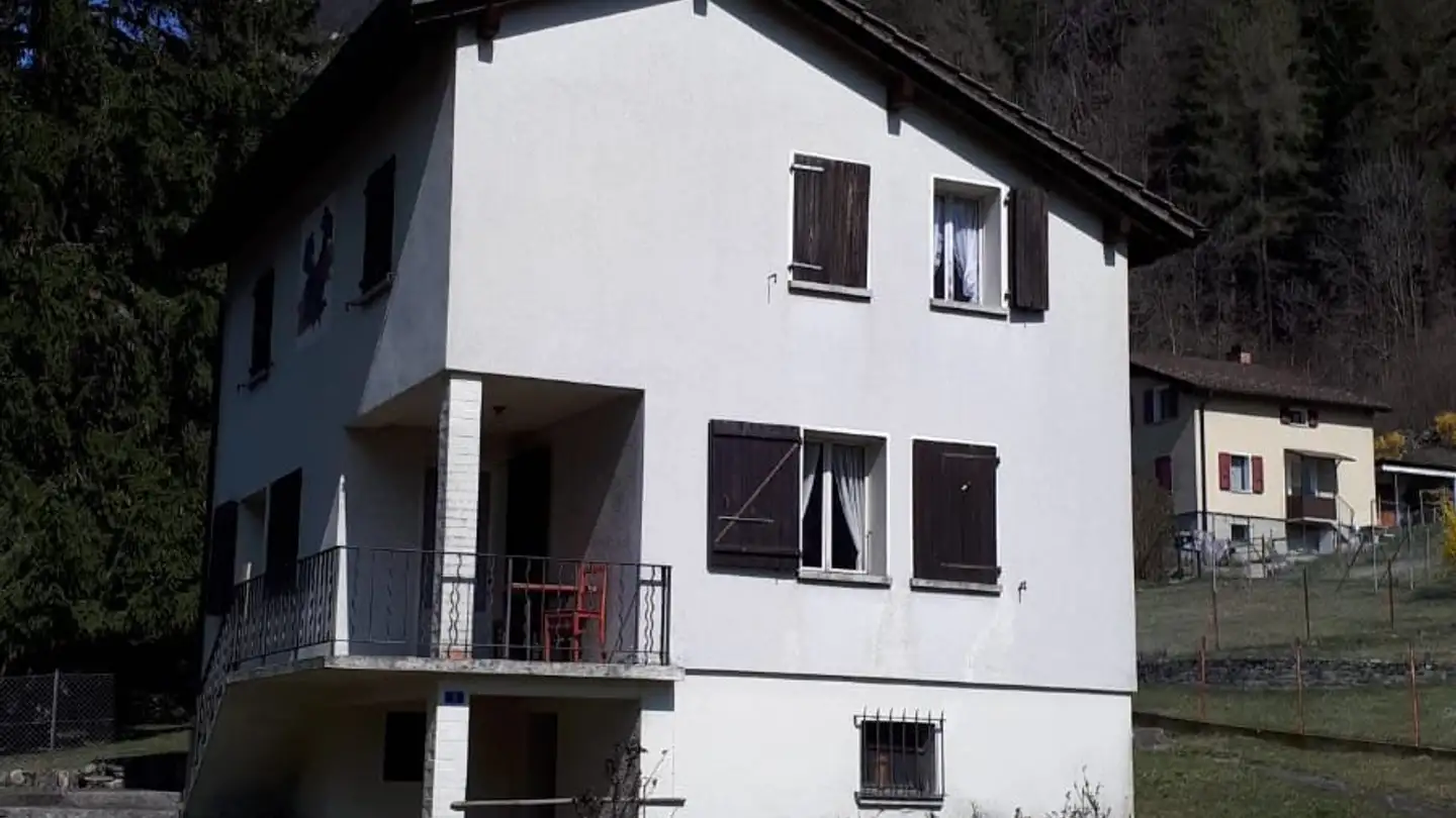 Casa singola in vendita - Morenca 8, 6777 Quinto