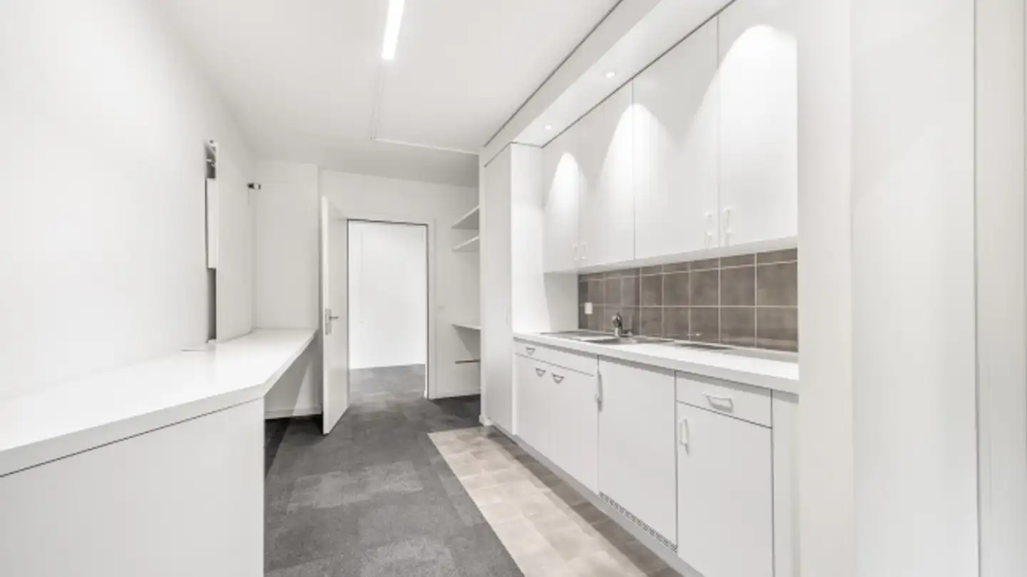 Bürofläche mieten - Schützenstrasse 13, 8902 Urdorf