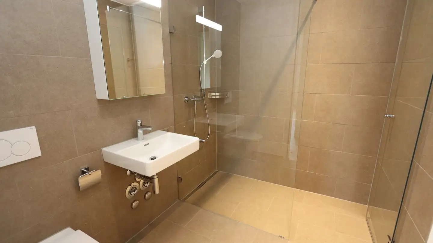 Wohnung mieten - Untere Farnbühlstrasse 3, 5610 Wohlen AG - Foto 2