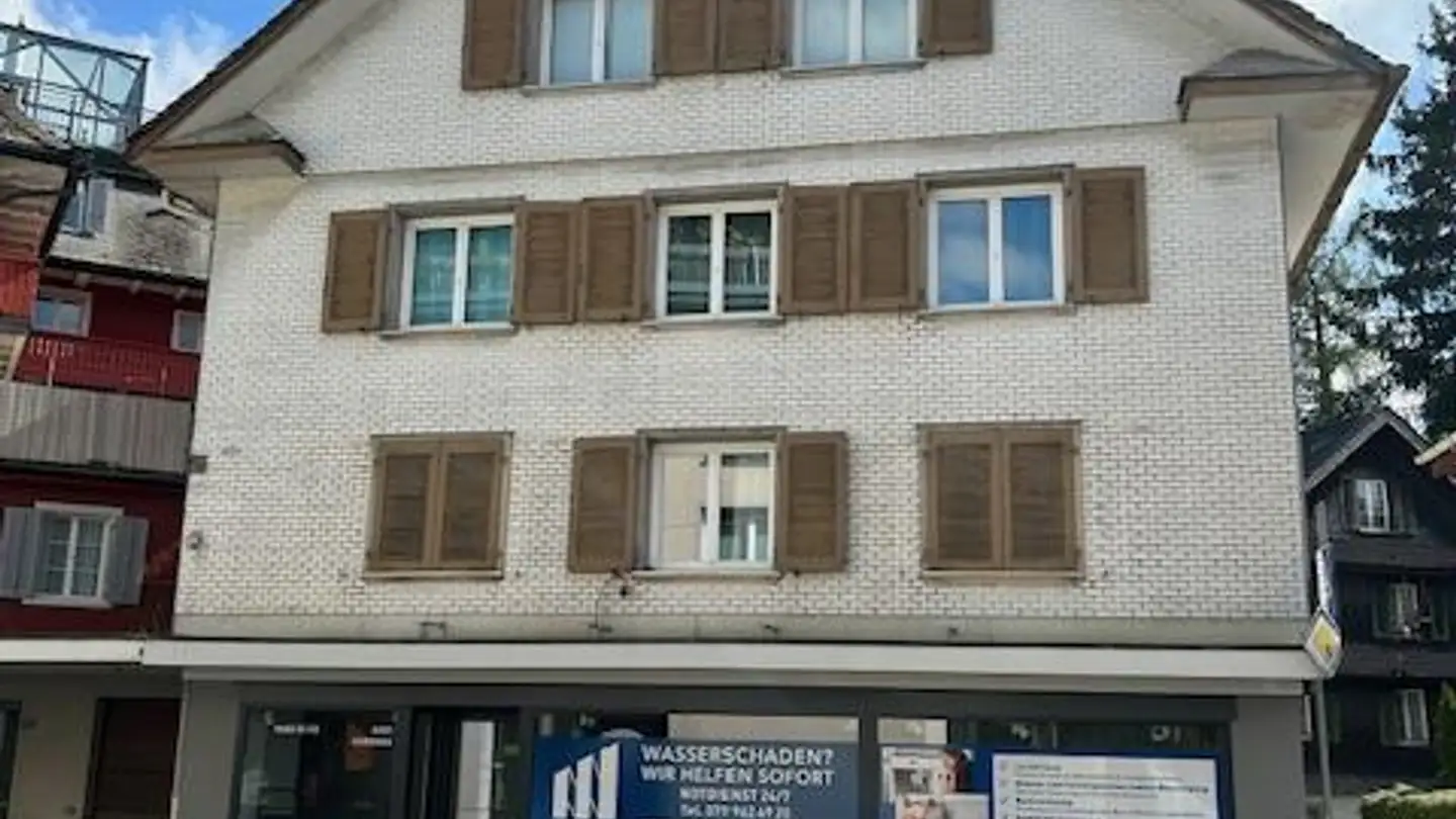 Commercial for rent - Zugerstrasse 1, 6314 Unterägeri