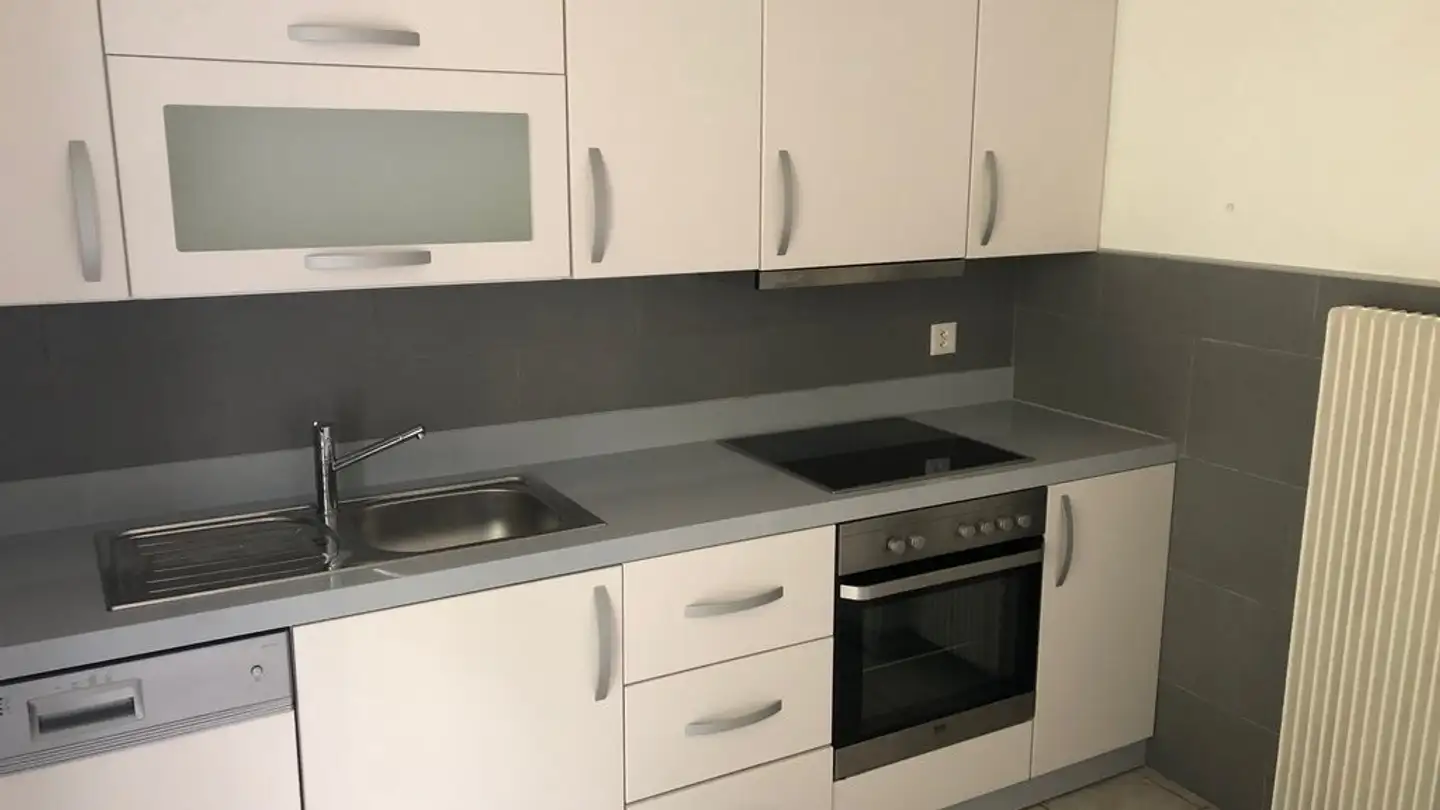 Appartement à louer - Bellevue 6, 2037 Montezillon