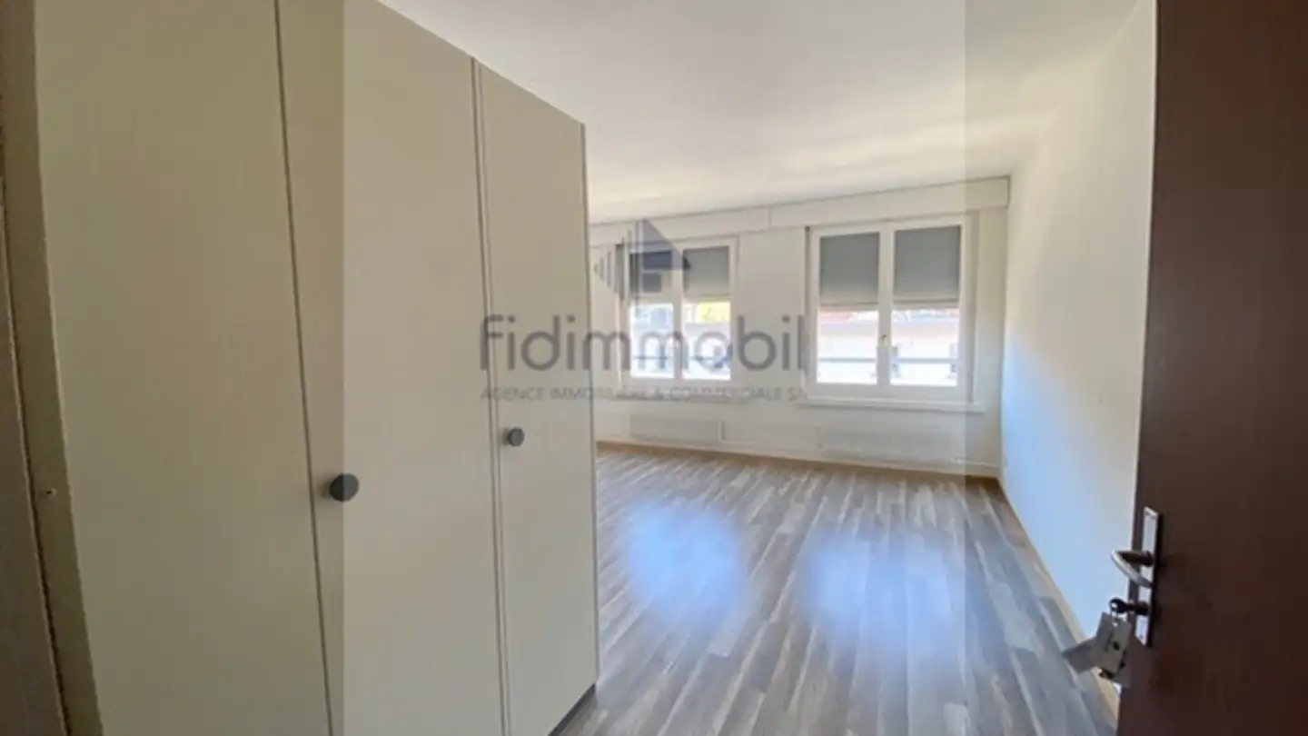 Appartement à louer - Avenue Léopold-Robert 58, 2300 La Chaux-de-Fonds - Photo 2