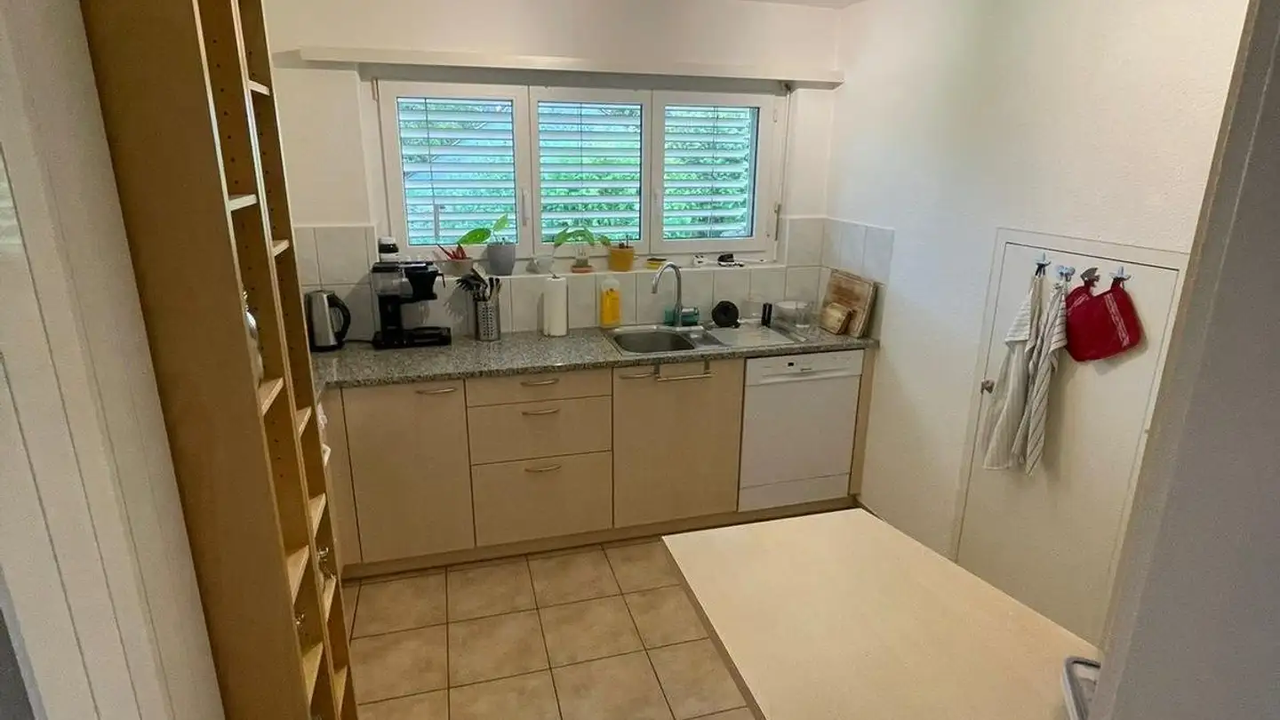 Attic flat for rent - Otelfingerstrasse 8, 8115 Hüttikon - Photo 2